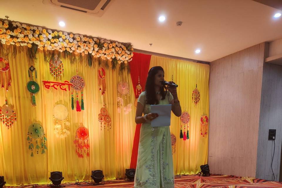 Emcee Mona Birla
