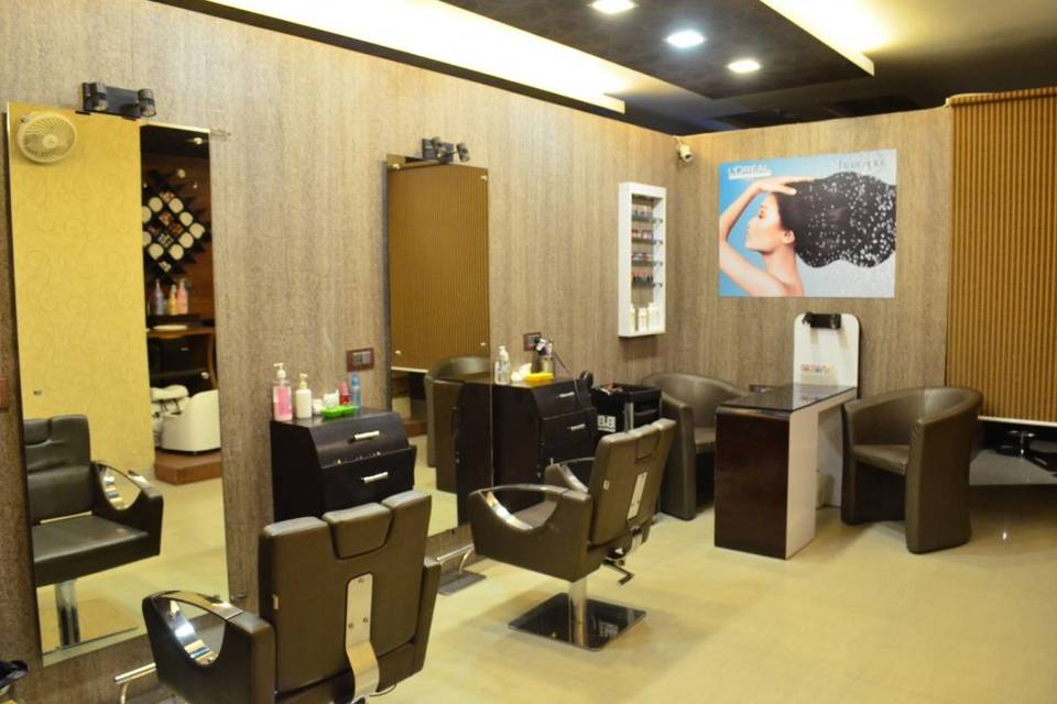 Makeup salon