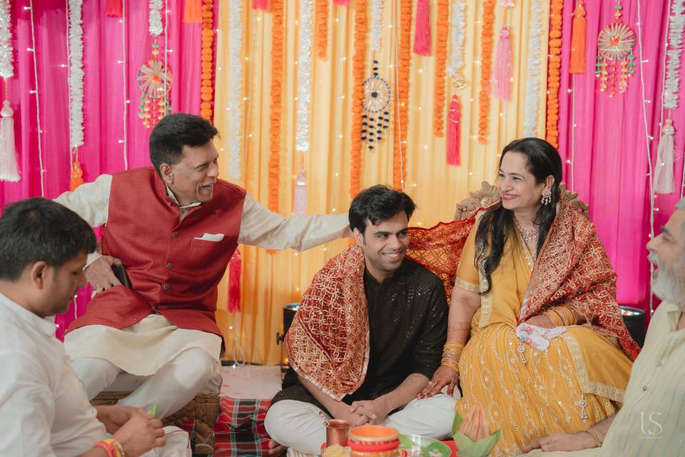 Shruti & Abhishek Mehendi