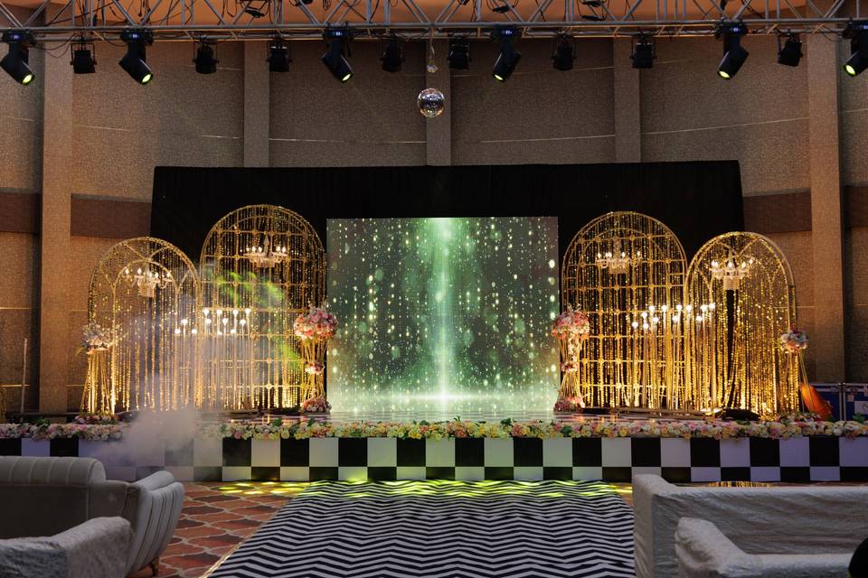 Kanika & Aakash Sangeet