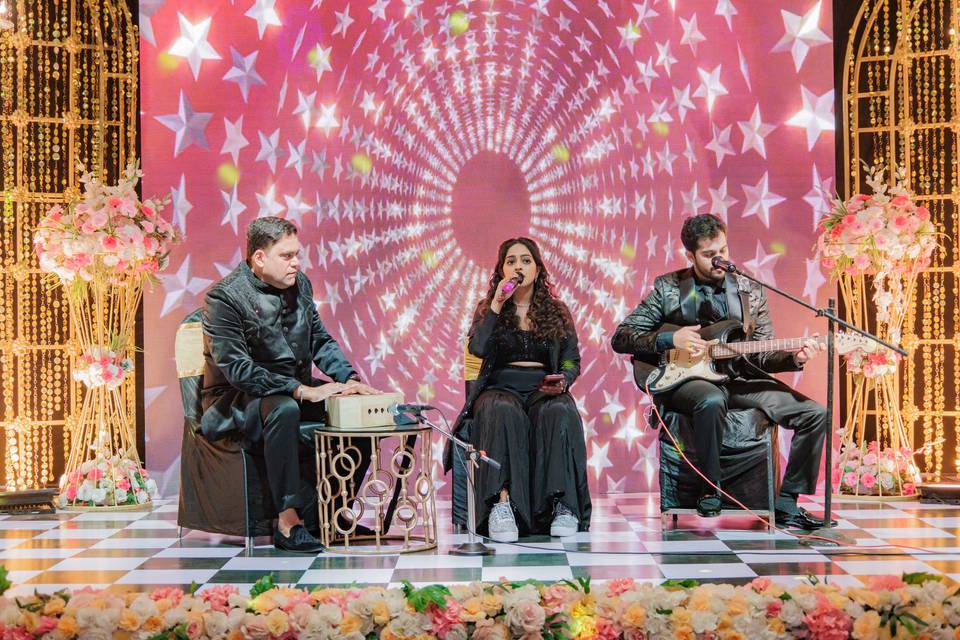 Kanika & Aakash Sangeet