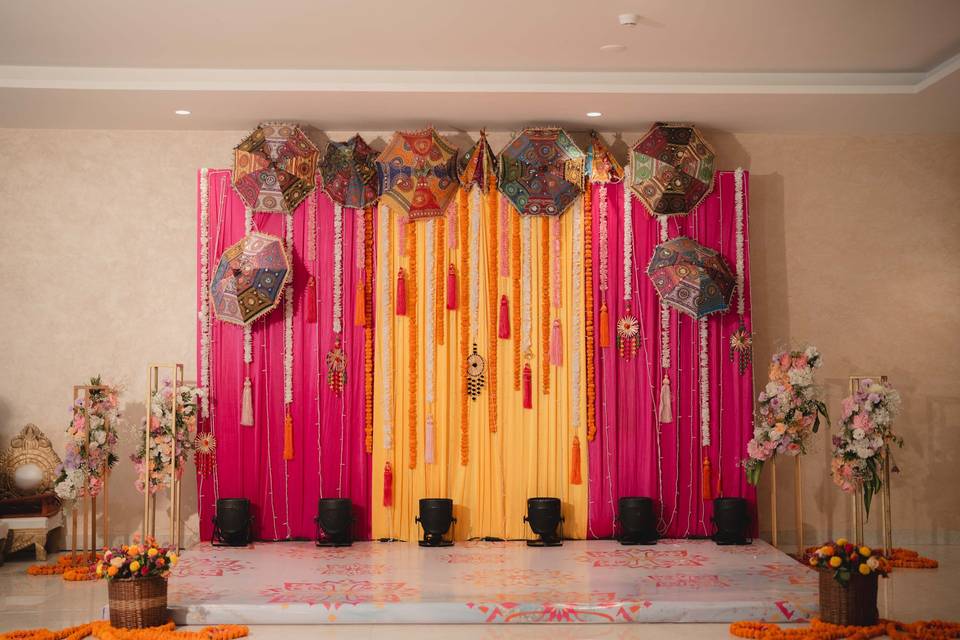 Shruti & Abhishek Mehendi