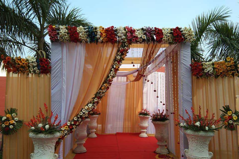 Entrance decor