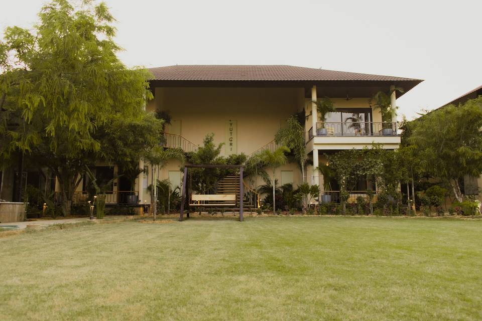 Lawn area