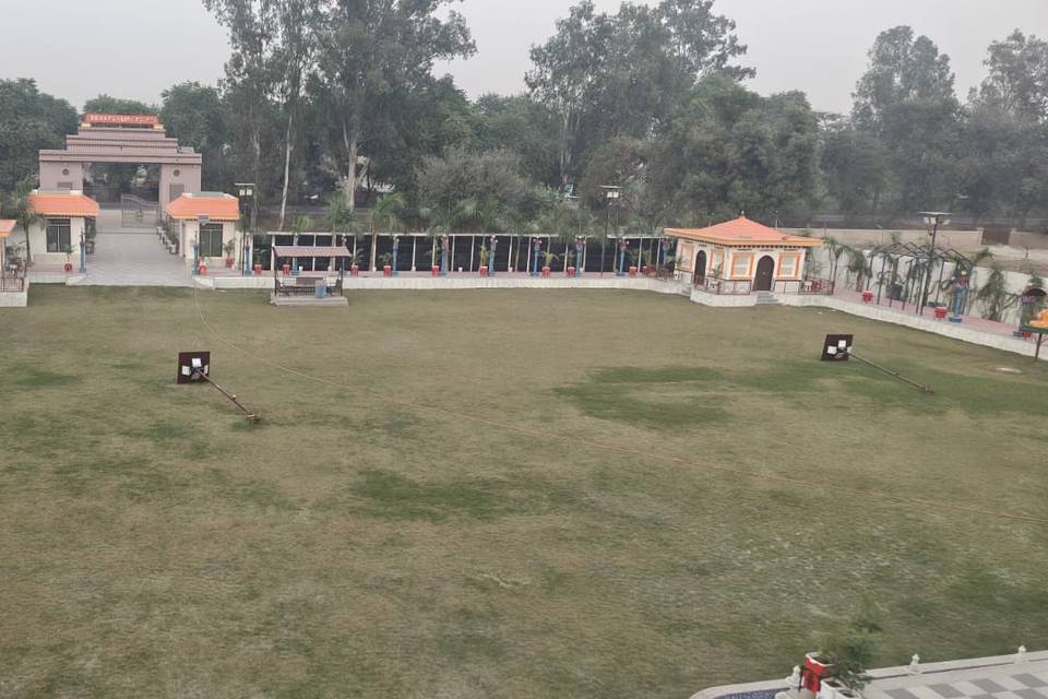 Lawn area