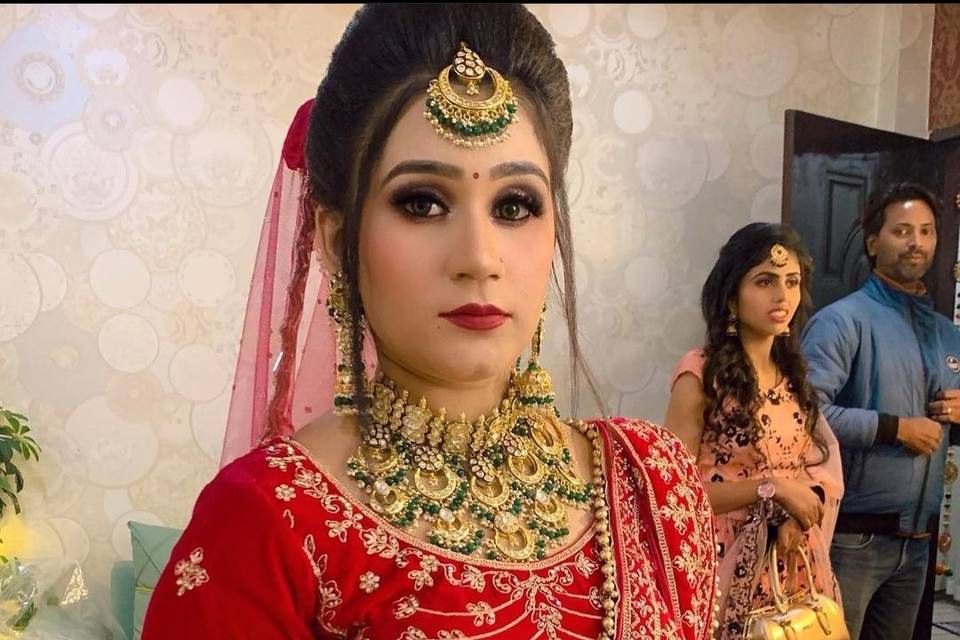 Bridal makeup