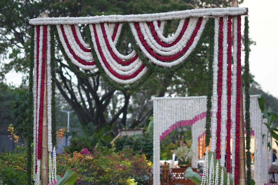 Walkway decor