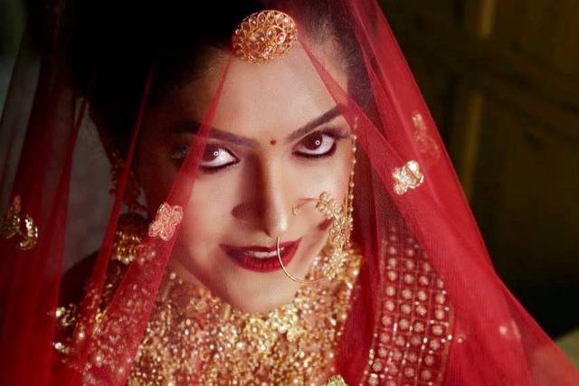 Bridal makeup
