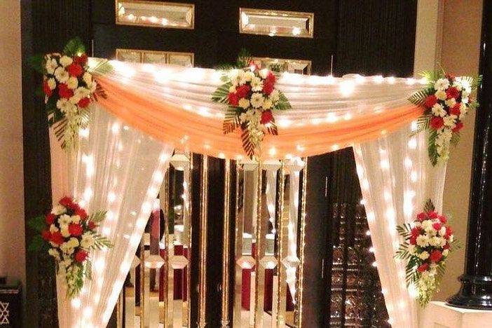 Entrance Decor