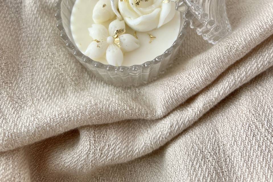 Scented candle