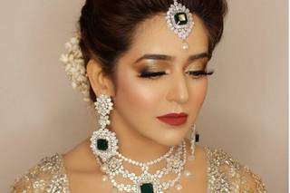 Batul Makeup & Academy