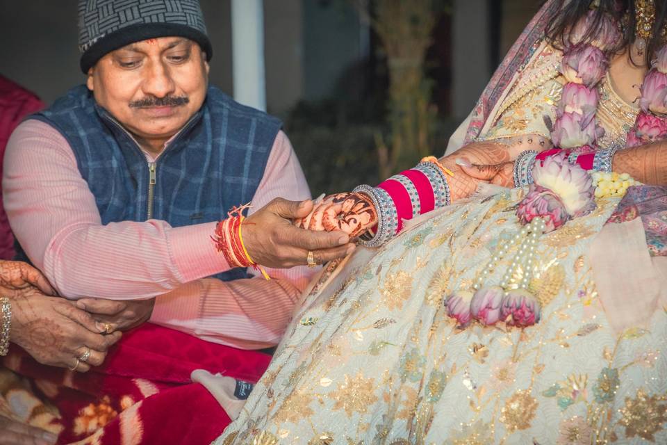 Manika & Kaushthubh