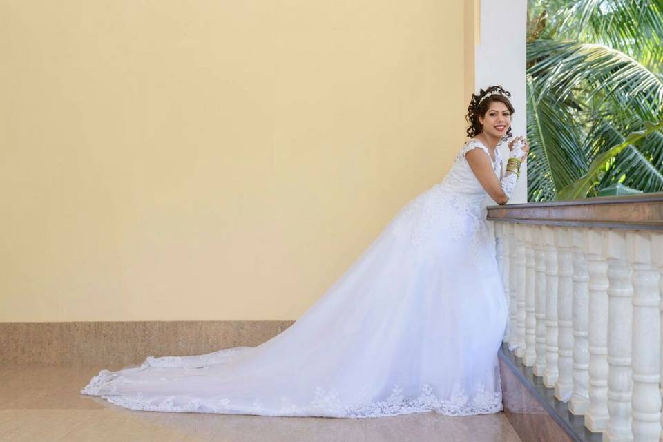 Wedding gown