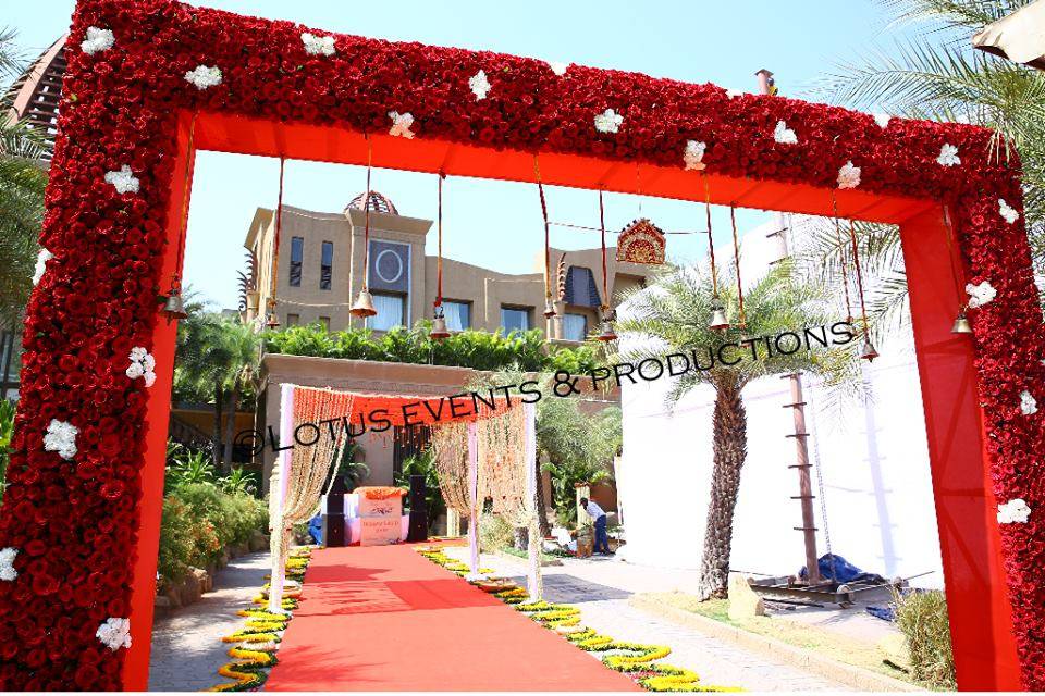 Entrance Decor