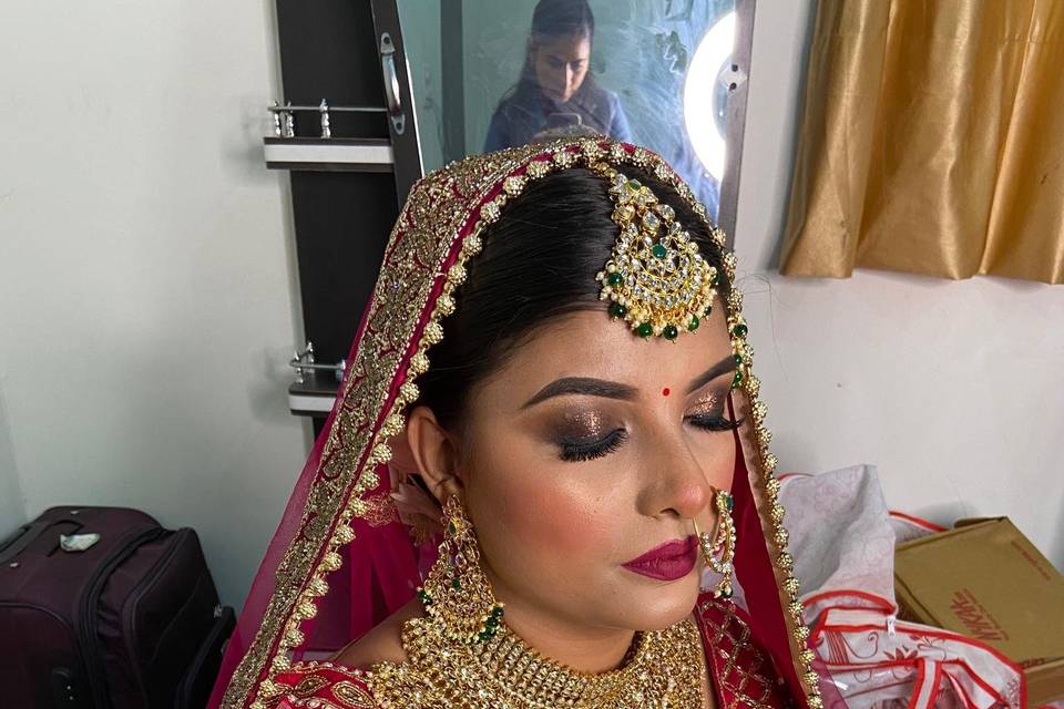 Bridal makeup