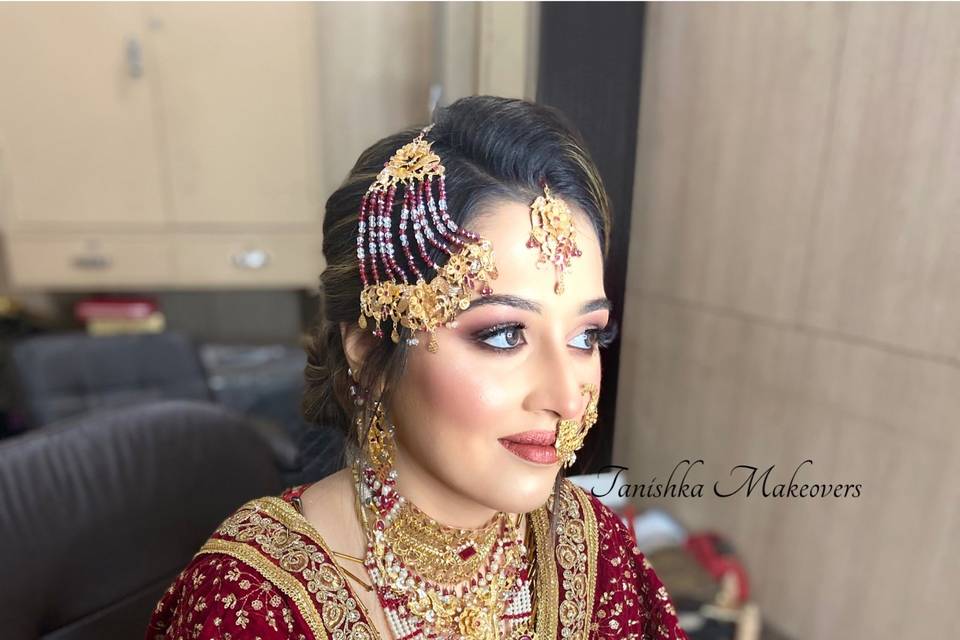 Tanishka makeovers bride