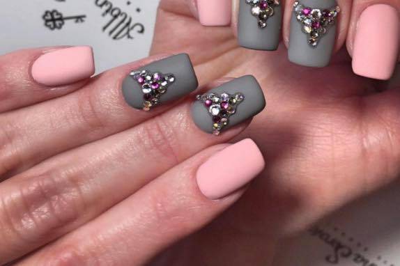 O2 Nails Surat in Varachha Road,Surat - Best Beauty Parlours For Nail Art  in Surat - Justdial