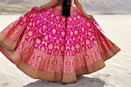 Rent Designer Clothes By Ritu Kumar & Anita Dongre From This Online Brand |  WhatsHot Pune