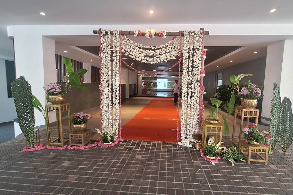 Entrance decor