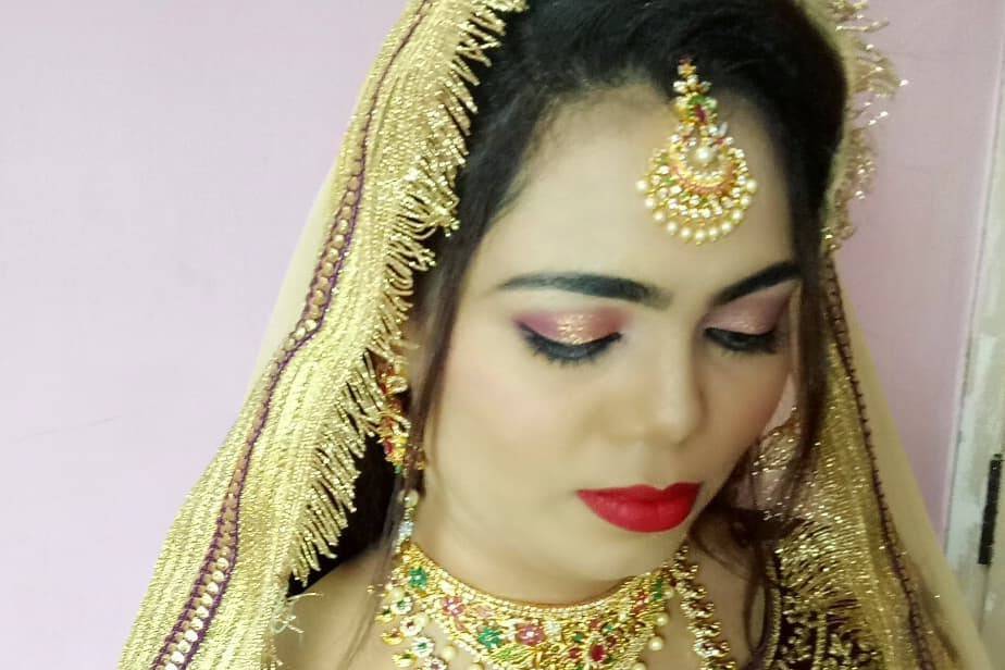 Bridal makeup