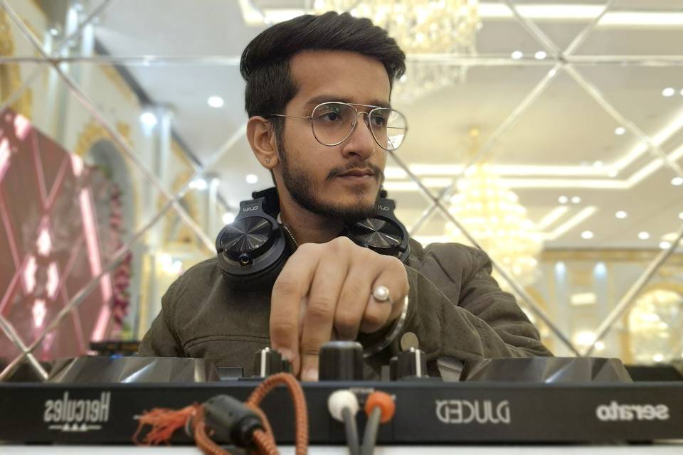 DJ Vasu