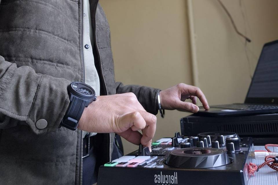 DJ Vasu