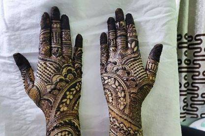 Mehndi By Nishad, Mumbai