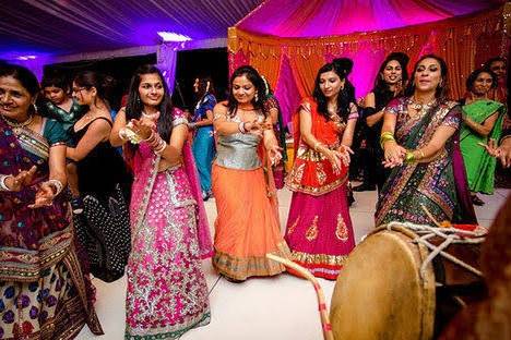 Dance Addicts By Vikas Gupta