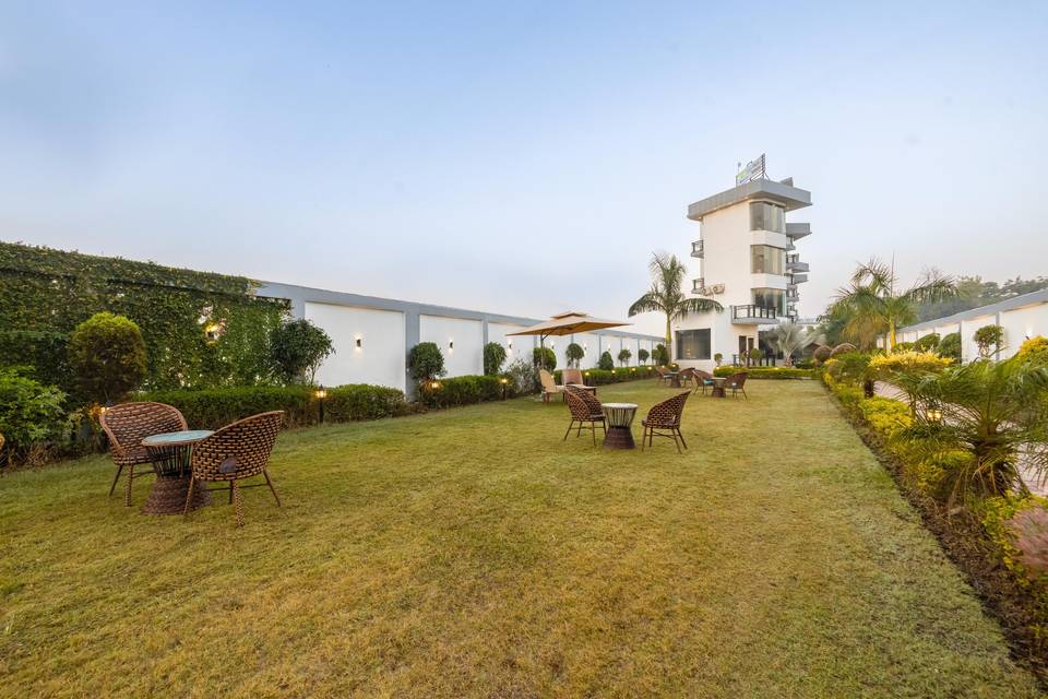 Lawn area