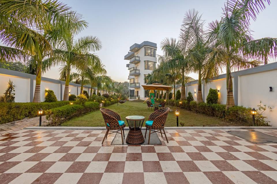 Lawn area