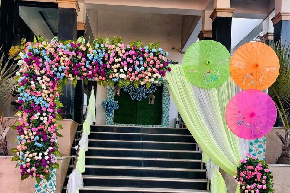 Entrance decor