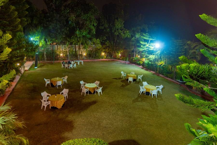 Lawn area