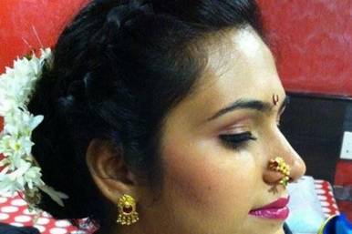 Roshika Narang Makeup & Hairstylist