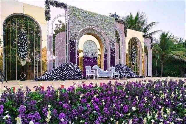 Stage decor