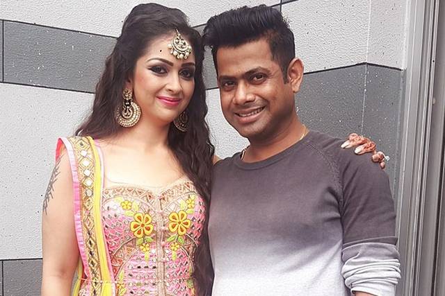 Vinod Kondvilkar, Makeover Celebrity Makeup & Hair Stylist