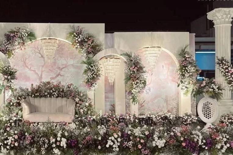 Stage decor