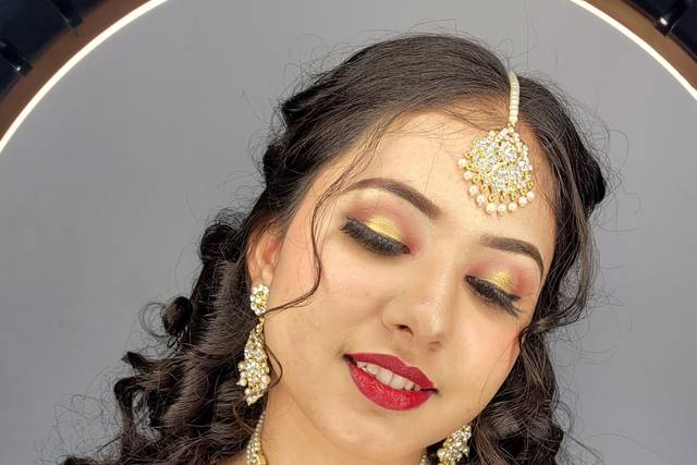 Makeup Artist Vineeta