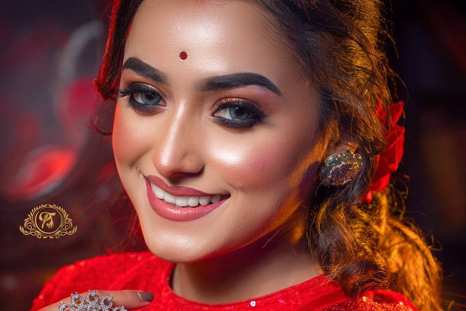 Tannu'z Makeup & Academy