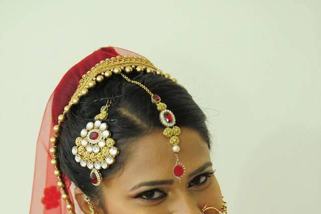 Bridal makeup