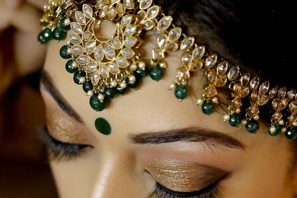 Bridal makeup