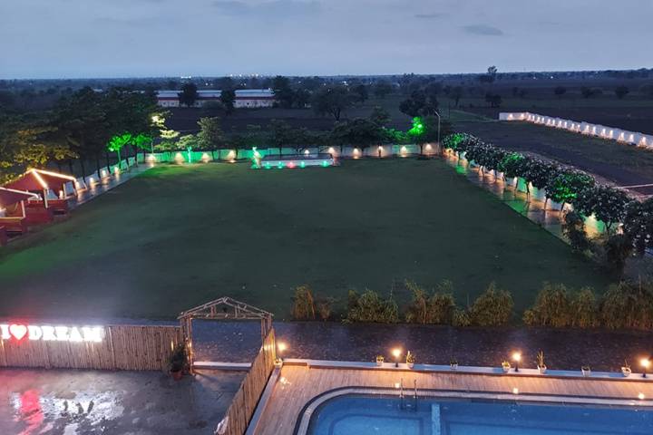 Lawn area