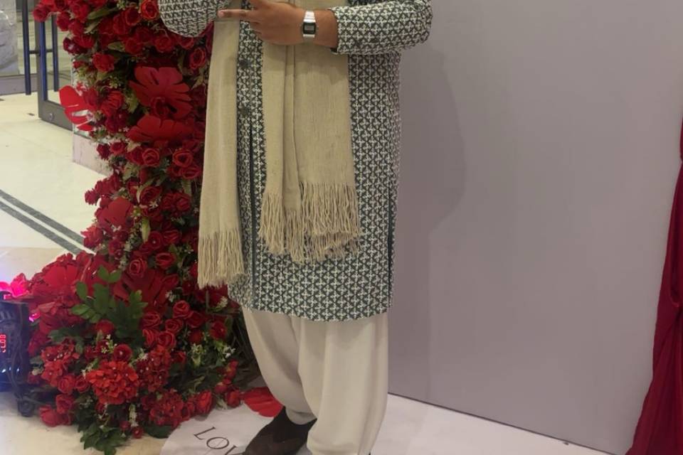 Anchor Azam