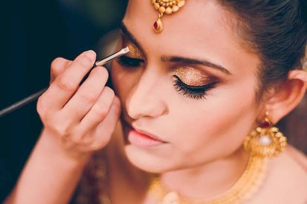 Makeup by Simran Kalra