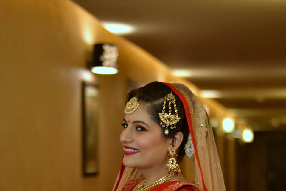 Makeup by Simran Kalra