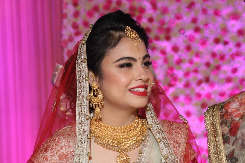 Makeup by Simran Kalra