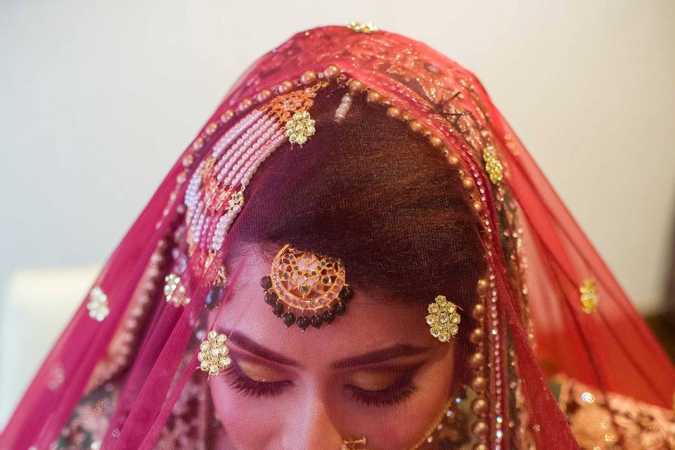 Makeup by Simran Kalra