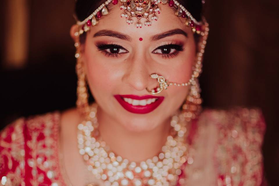 Makeup by Simran Kalra