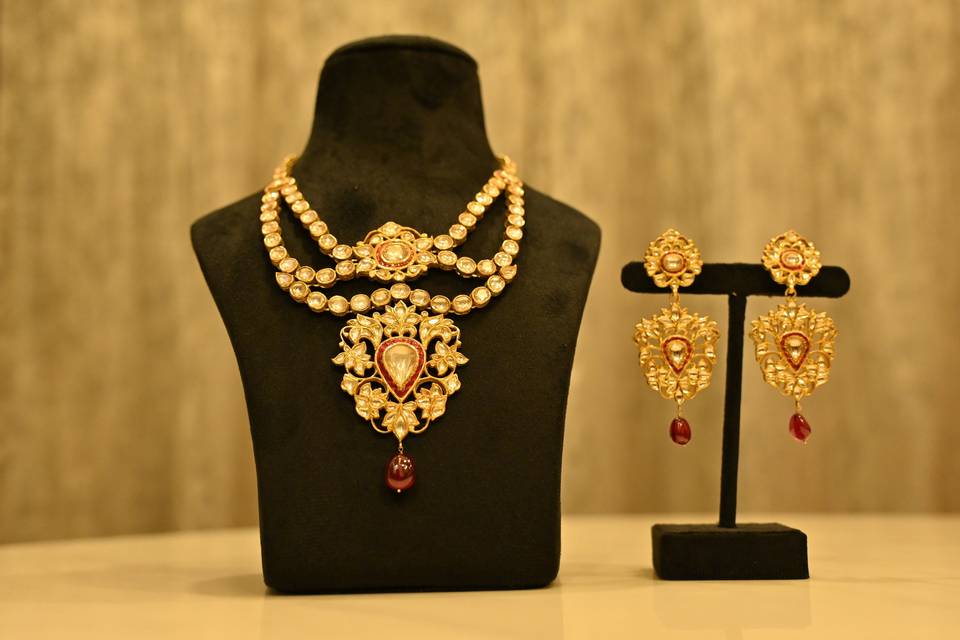 Bridal jewellery