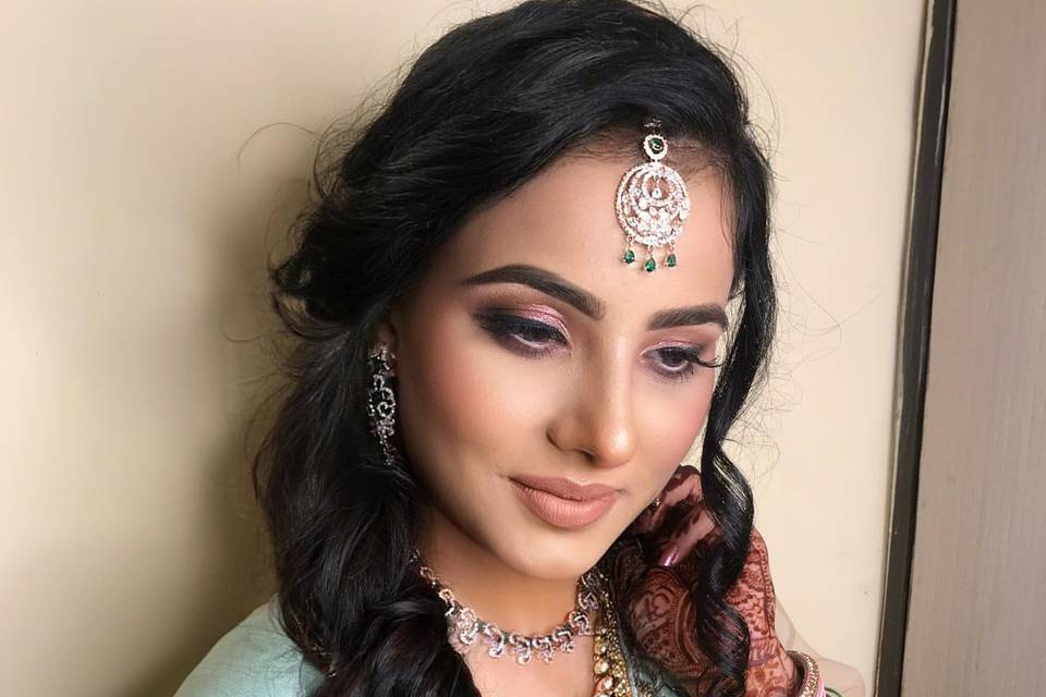 Aastha.will.makeup.for.it_1663517681_2930121143726933917_44240358675
