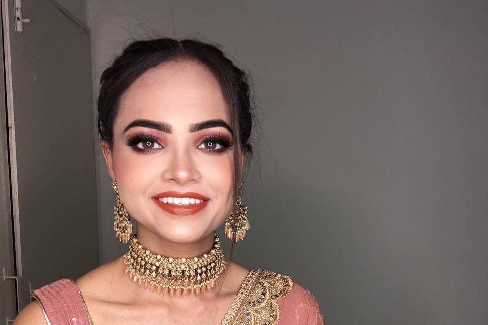 Aastha.will.makeup.for.it_1665606569_2947644001740057173_44240358675